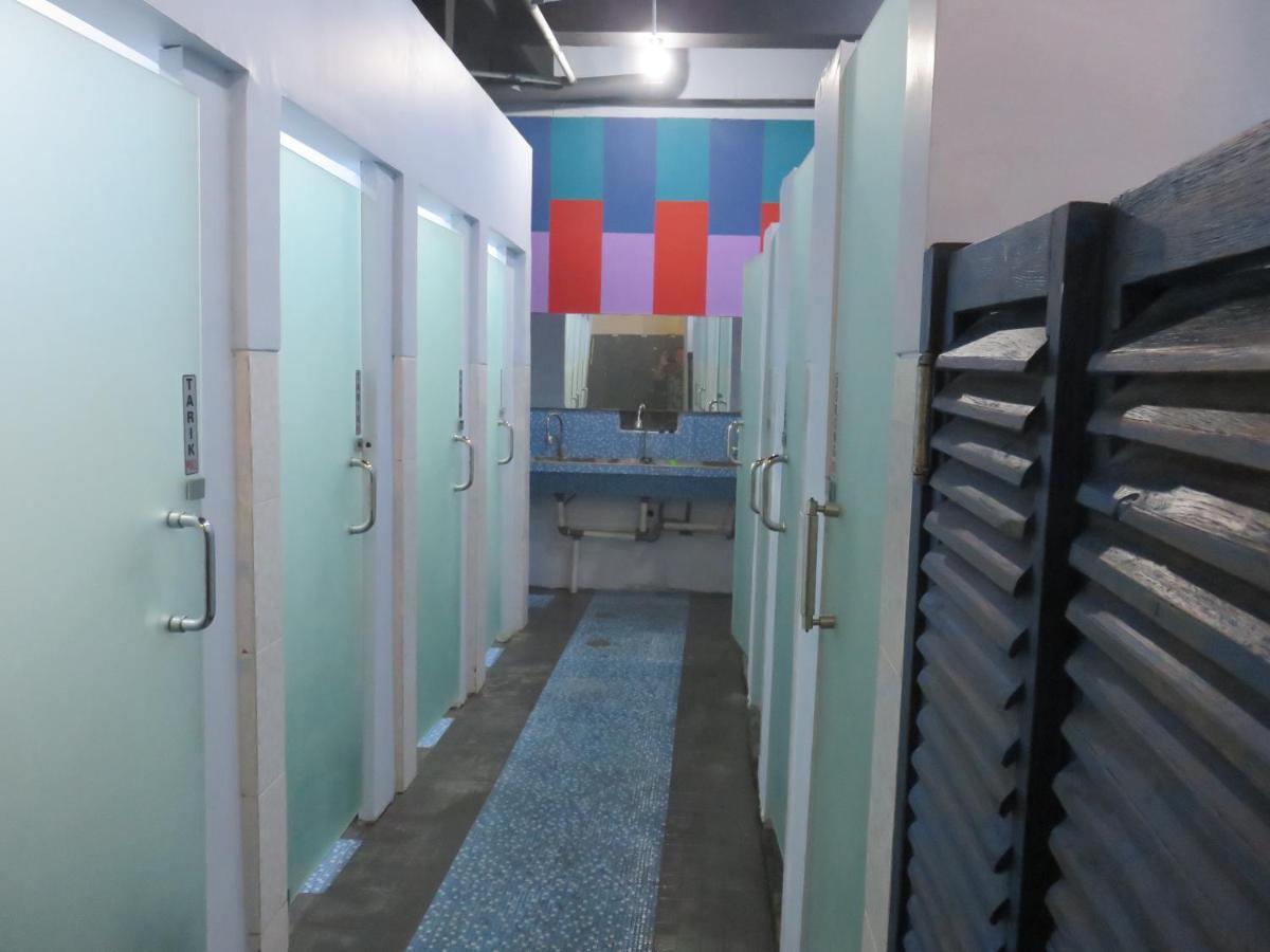 Legian Kumpul Hostel Kuta מראה חיצוני תמונה
